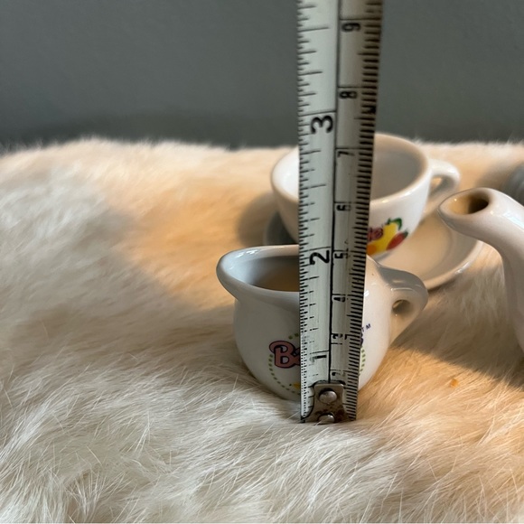 Chilton Toys Barbie Miniature Porcelain Tea Set - Picture 14 of 15